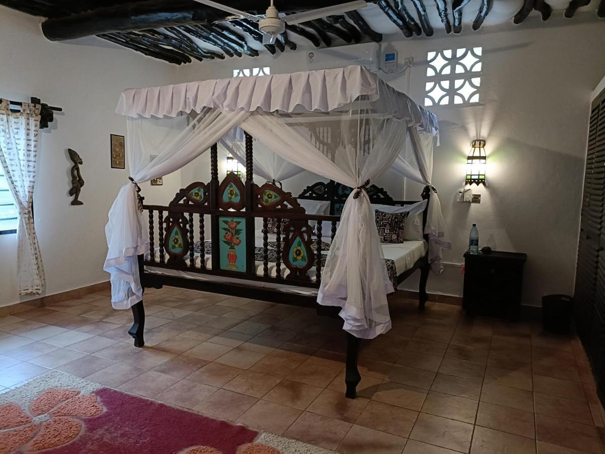 Tichi Villas - Diani Beach Extérieur photo