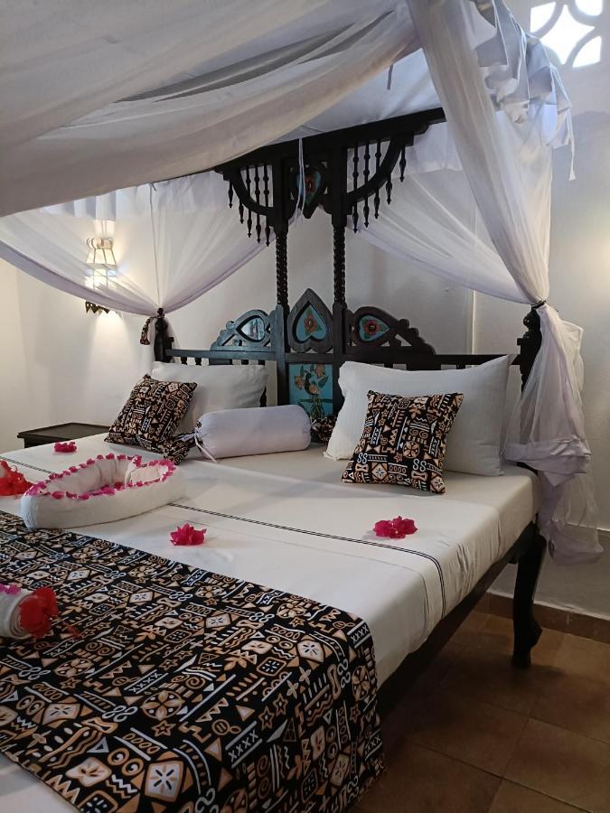 Tichi Villas - Diani Beach Extérieur photo