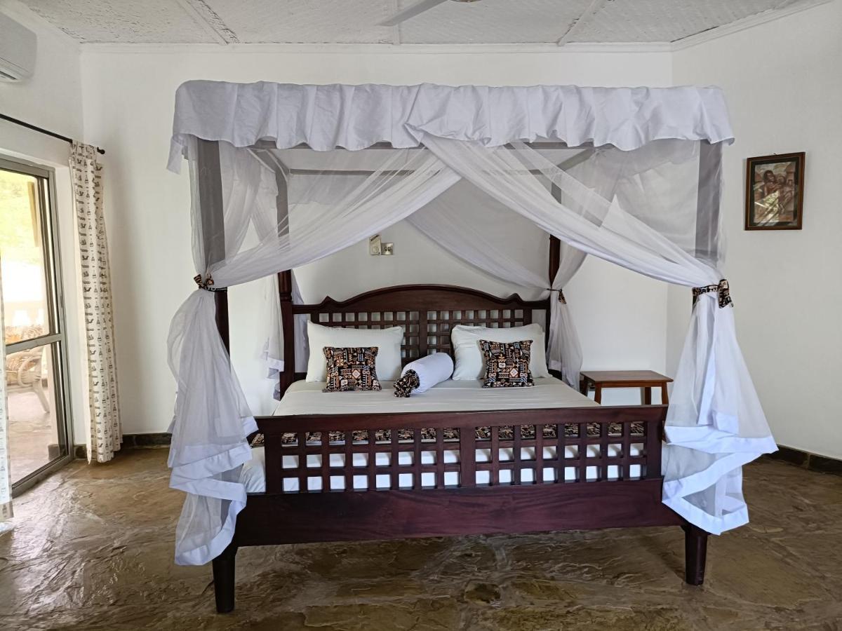 Tichi Villas - Diani Beach Extérieur photo