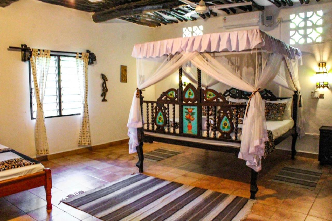 Tichi Villas - Diani Beach Extérieur photo