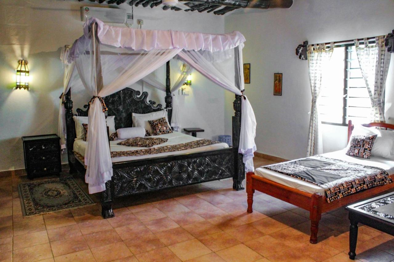 Tichi Villas - Diani Beach Extérieur photo